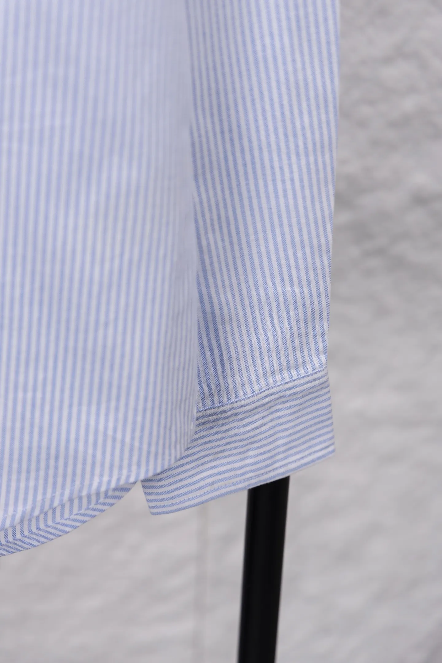 P210 model number/F149 Ralph Laure small label color block embroidered shirt. Same style for men and women. The details of the official website are the same. Full set of packaging. Three labels are complete. Moisture-proof paper. Different market currency. Feel free to compare. The fabric is customized and dyed with ultra-high washed tie-dye process. Complex workmanship. Non-original pure cotton Oxford fabric material. Garment wash. Skin-friendly and comfortable. Classic and versatile. Suitable for business and leisure. Collar buttons. Different currency. All fabric accessories are original and benchmarked. The precise and high-quality jacquard craftsmanship makes the fabrics integrated into one. The upper body is soft and comfortable, extremely delicate, the hand feels solid, smooth and soft. The fabric does not wrinkle, and the hand feel is invincible. Perfect details. Size: S-XL